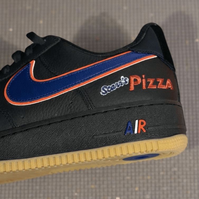 RARE FIND: Scarr's Pizza x Nike Air Force 1 '07 "Black" 🍕😋😮‍💨

📸 <a href="/ayeelectric_/">Electric ⚡</a>