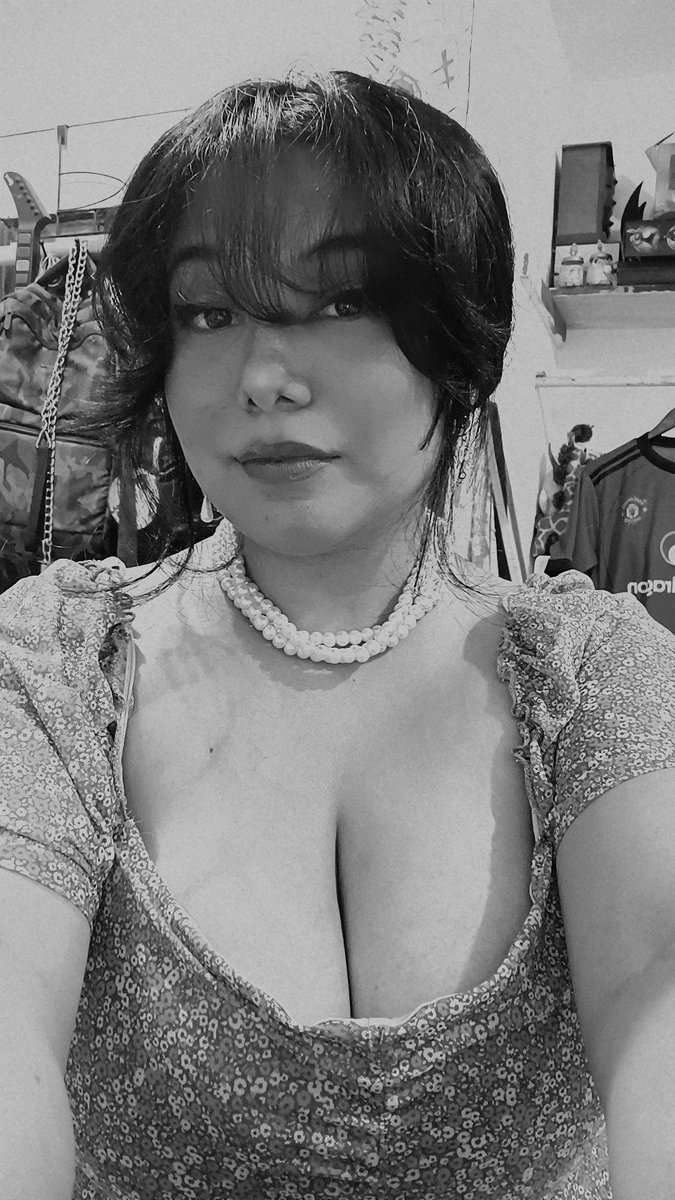 ES MI CUMPLEAÑOS 🎂⭐ Ya se me nota lo viejita, no? 
#birthdaygirl #birthday