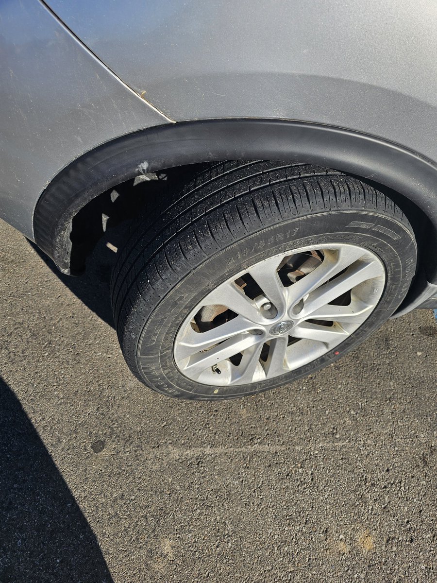 🎵You picked a fine time to leave me, loose wheel🎵  Had an Oops at the grocery store today.  I'm fine but my car isn't.