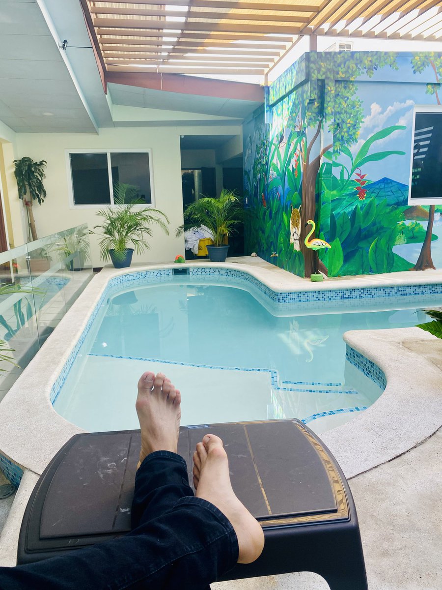 Quien mas ama relajarse así? #ElSalvador