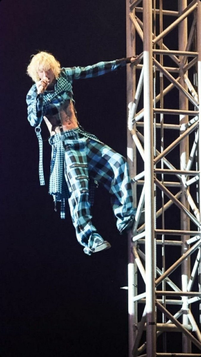 Elias ﾒﾒ 🚬 tweet media