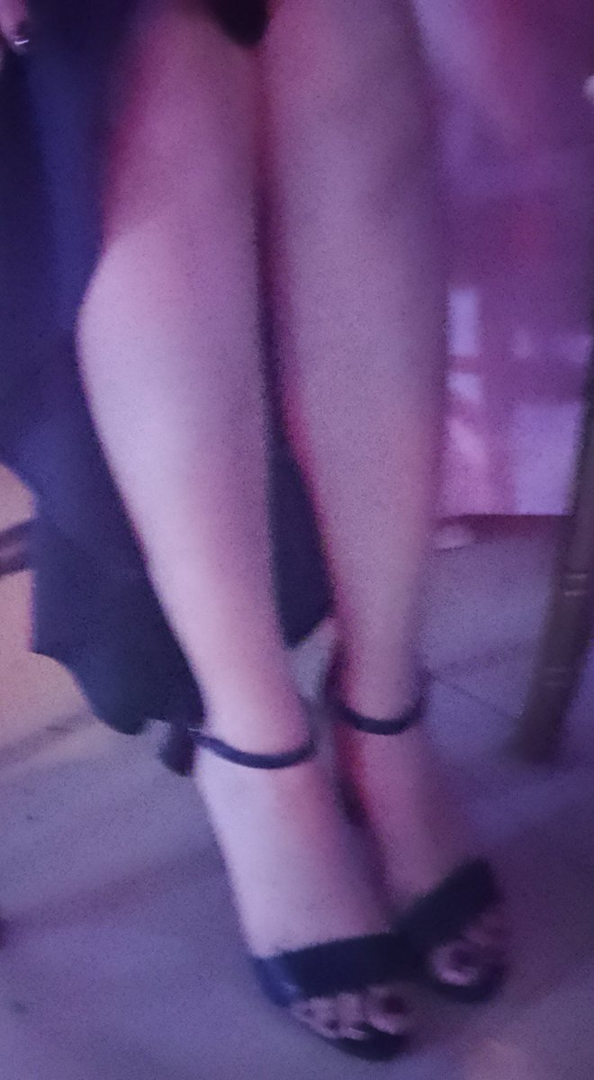 Ana Conda tweet media