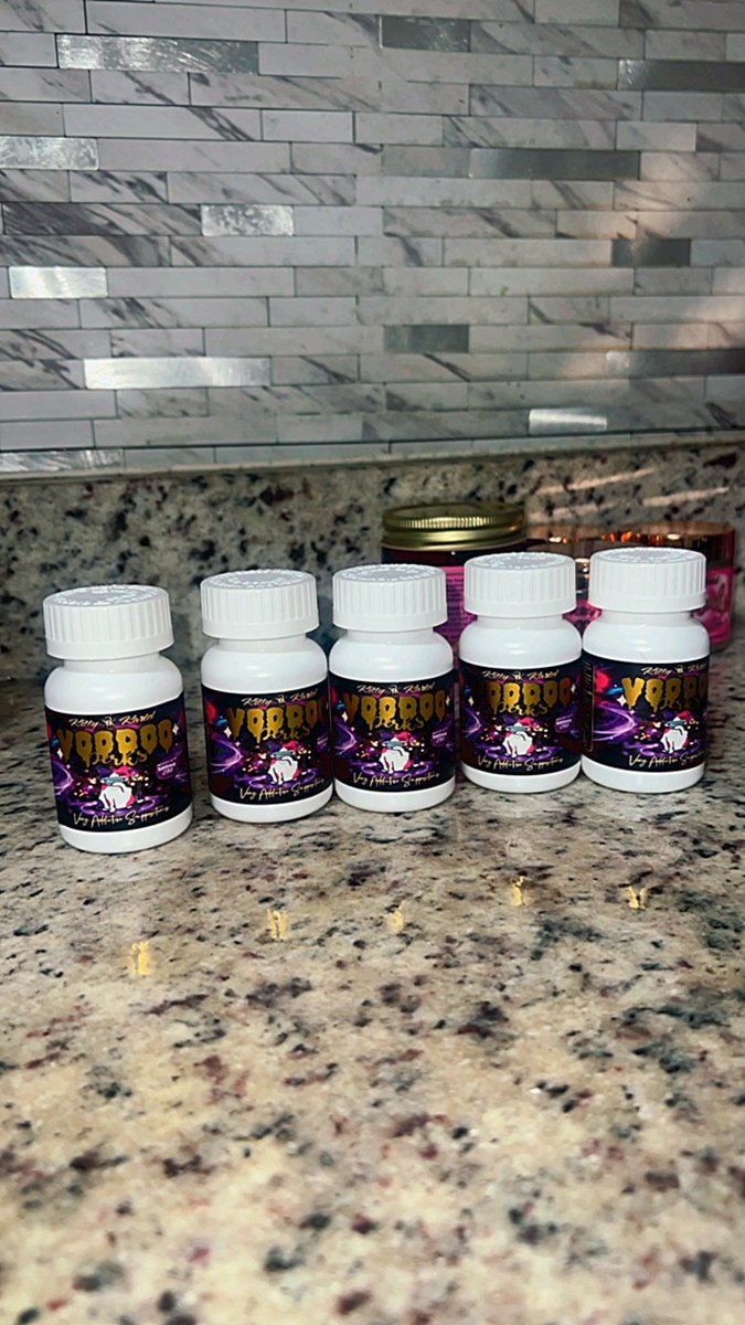 hypnotiqkitty's tweet photo. Voodoo Kitten Diamonds Extreme CBD infused suppositories for calming and euphoric effects, while giving you that splash 💦 https://t.co/qLY70vmmw6