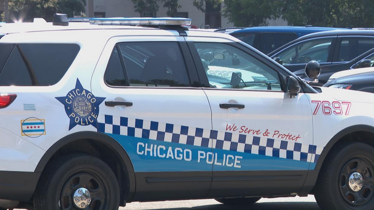 theOhioInnProj's tweet photo. The numbers connected to the misconduct of former #Chicago Police Det. Reynaldo Guevara -- who remains a free man drawing a $91k pension -- are stunning. Damages are now up to nearly $160 million, with 38 lawsuits still pending.

https://t.co/iyAYHI7Lky https://t.co/pKLQxmttyI