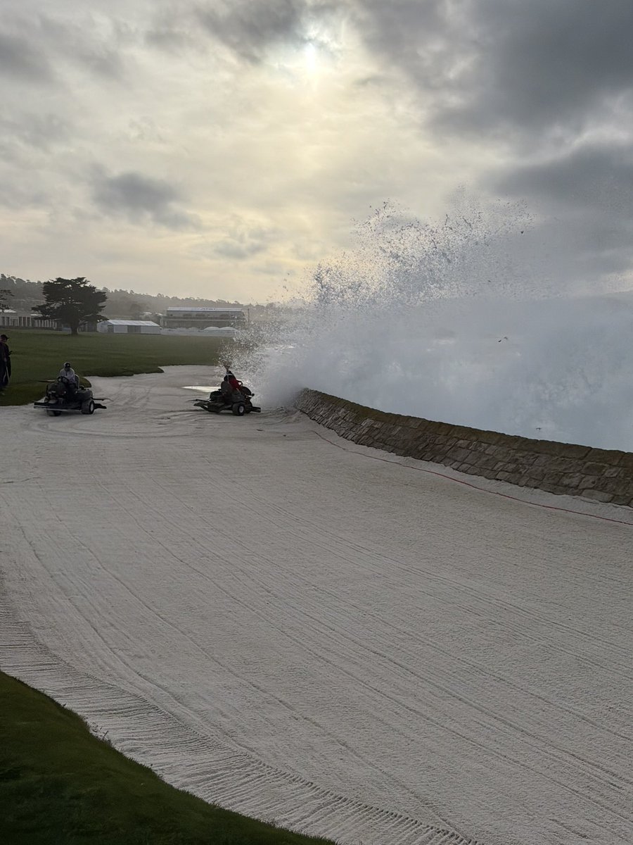 Tiárnach Magee tweet media