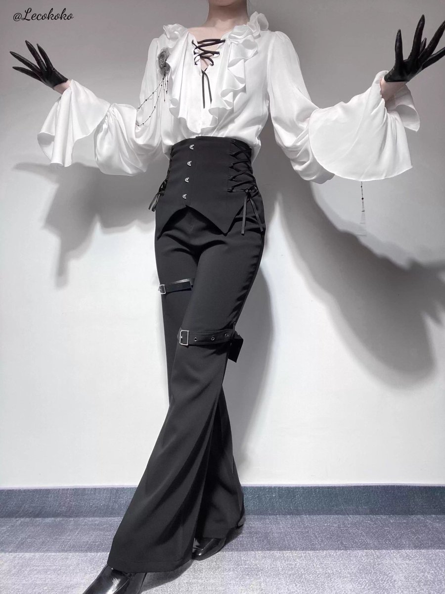 ManusMachina tweet media