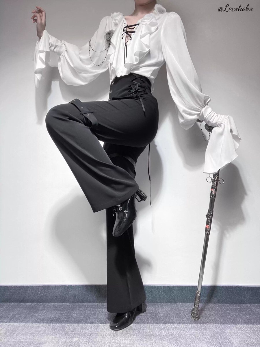 ManusMachina tweet media