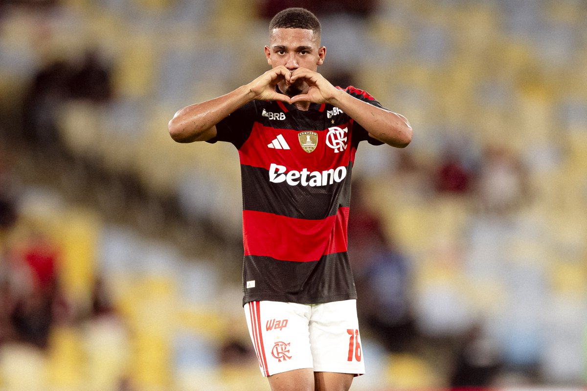 Venê Casagrande tweet media