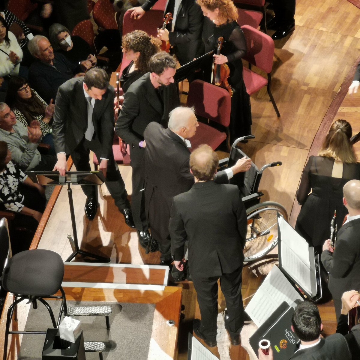 Cinto Amat tweet media