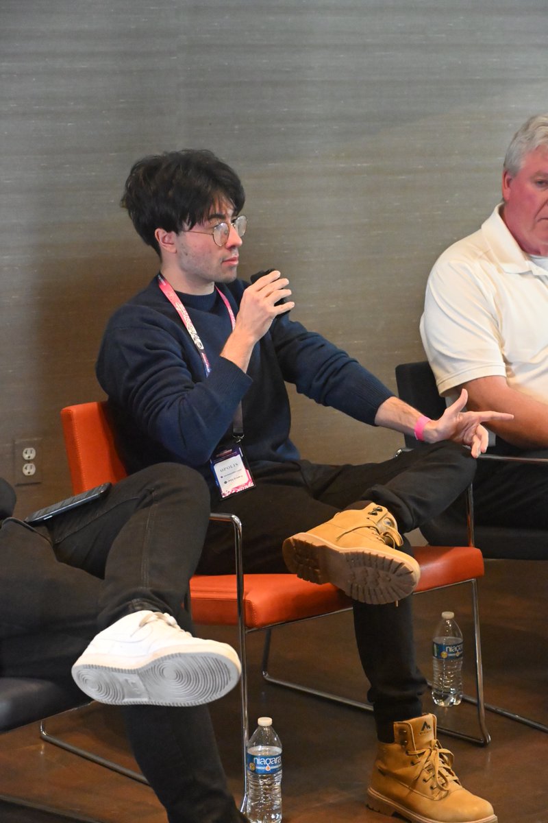 FP Block tweet media