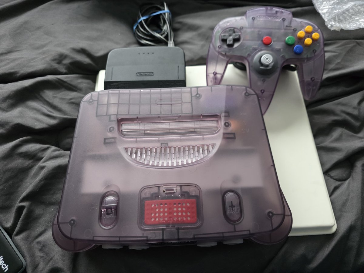 Retro Farm Barn tweet media