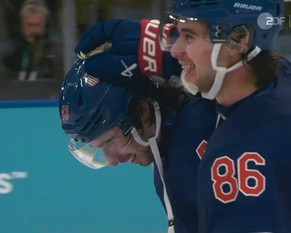 elise 𓊝 tweet media