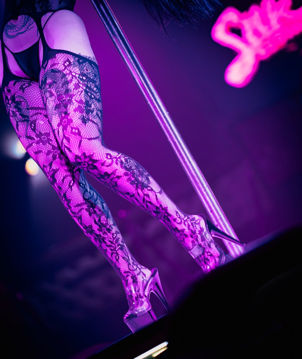 Break up the week with something better. Wednesday is for letting loose — just a little.

Happy Hour 7pm ‘til 10pm.
All 4 clubs open at 7pm.

#SilkExotic #SilkMadison #SilkDowntownMKE #SilkPlatinum #SilkOnWater