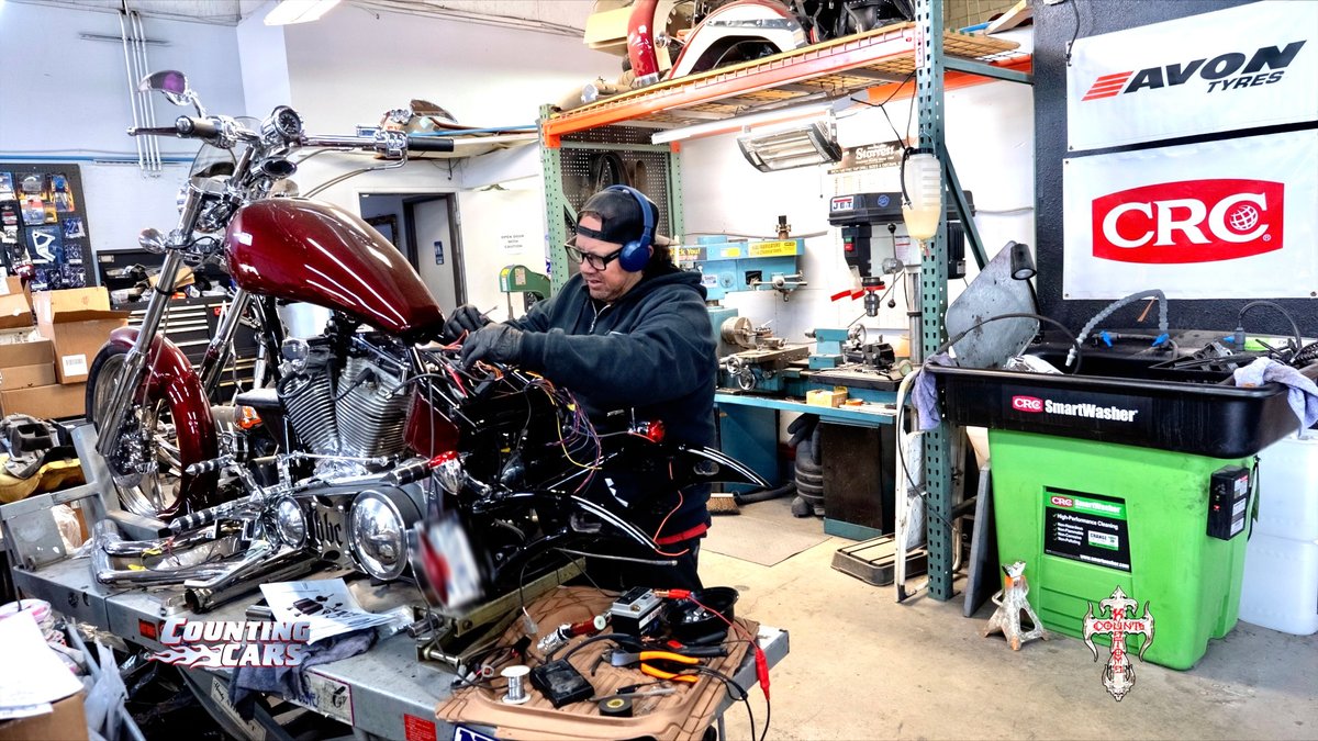 CountsKustoms's tweet photo. Our bike guru @shannonhaikau is staying busy in the motorcycle shop at Count’s Kustoms. Bring your bike here next for some kustom work and Vegas style! Email bikeprojects@countskustoms.com to have us build your next bike. @DannyCountKoker #motorcycle #crcauto #avontyres #lasvegas https://t.co/nmMJdF2vDn
