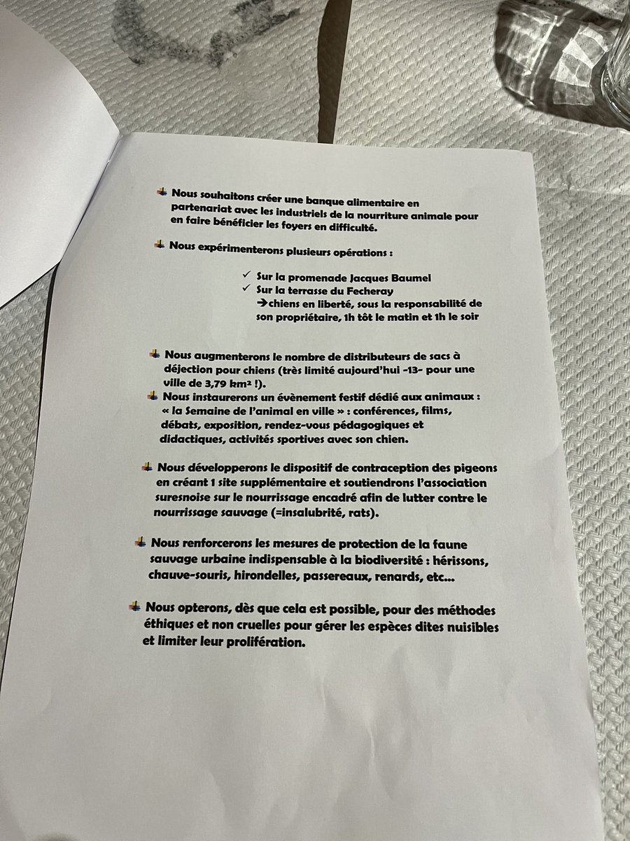 À « la Belle Étoile » à <a href="/villedesuresnes/">Ville de Suresnes</a> MERCI à l’amicale des 🐕‍🦺 venu nombreux pr échanger avec <a href="/iacovellixavier/">Xavier IACOVELLI</a> sur nos propositions « Penser Suresnes c est aussi penser aux animaux »:pour les agents après le 1er accord 🐕au bureau nous mettrons en place 1 jour deuil animalier!