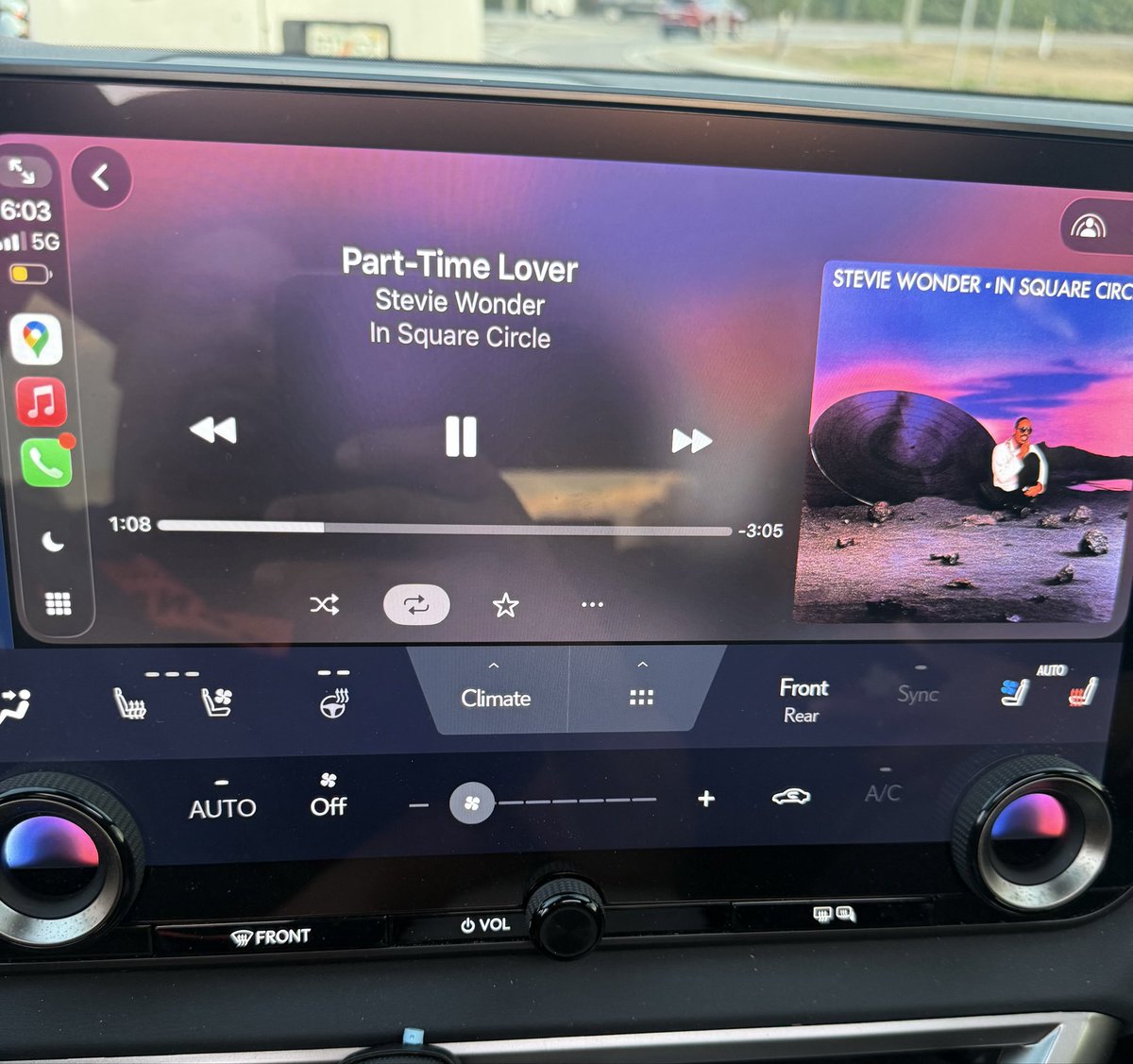 King Mega tweet media