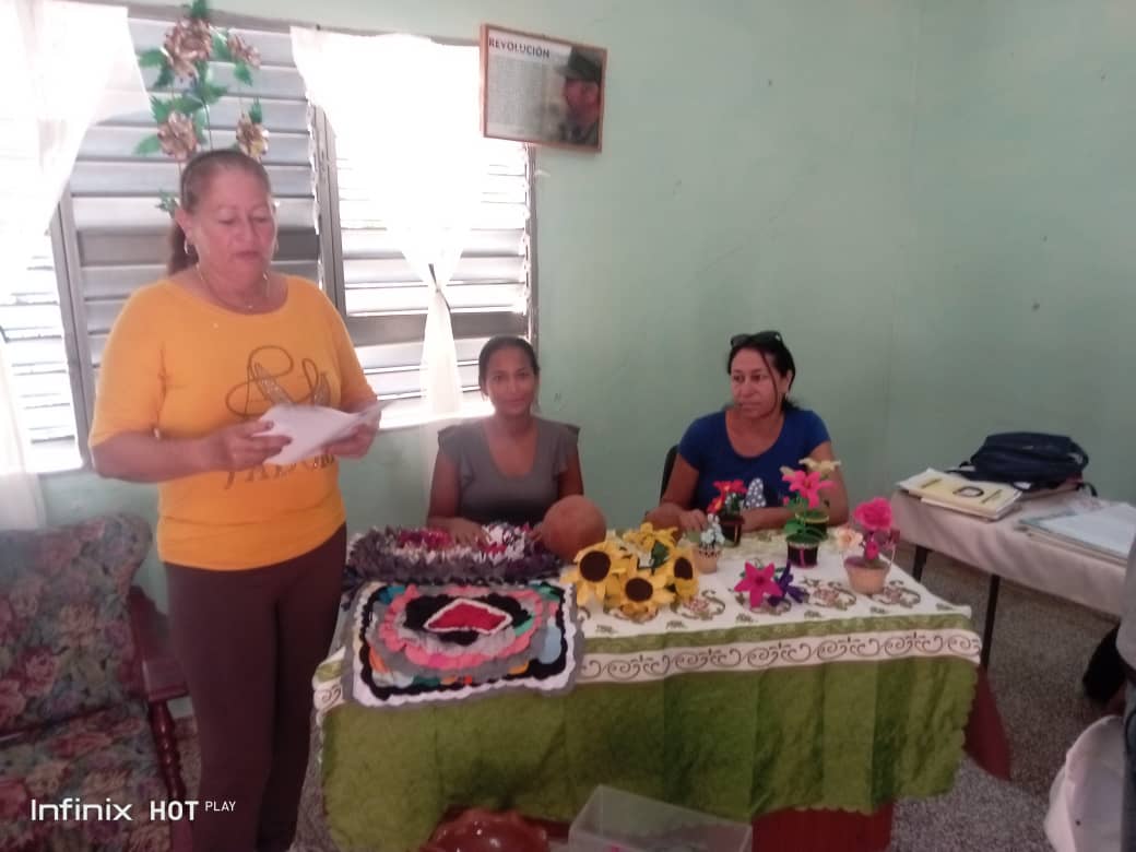 Se desarrolló el evento de mujeres creadoras en la Dirección ,en el Combinado Deportivo #1 y el Combinado Deportivo #2, dando muestras de lo que es capaz de hacer la mujer en el Deporte aún en tiempos difíciles.
<a href="/CitmaGranma/">Delegación CITMA Granma</a>
<a href="/ArmandoRguezB/">Armando</a> 
<a href="/citmacuba/">Ministerio de Ciencia, Tecnología y Medio Ambiente</a>