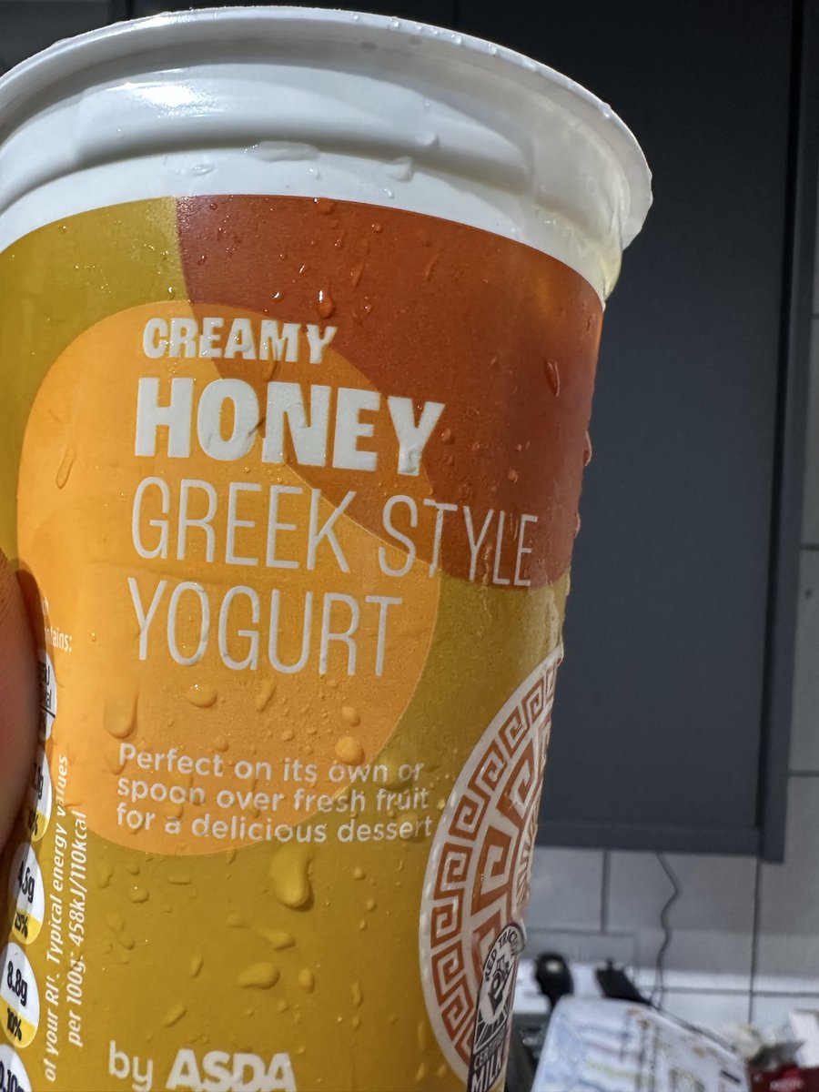 SBQuintz's tweet photo. @AsdaServiceTeam bought this a few hours ago and Just opened it, it’s all curdled 😅 it was unopened and well in date🥲 https://t.co/TngrjQKRqh