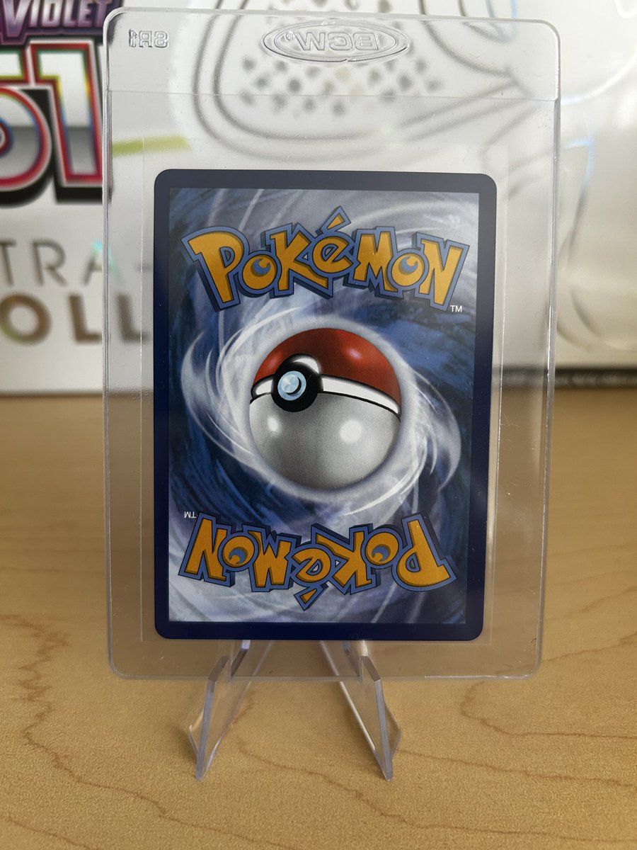 TehFakest's tweet photo. @TCGPokePlug More photos of my card before I sent it off. https://t.co/wJnfdCv7E8