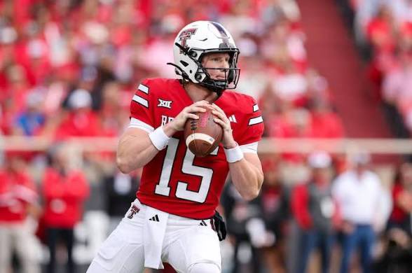 REDMFRAIDER11's tweet photo. If I had a nickel for every time a player from my favorite school with the #15 tore their ACL in the 2025-2026 season I’d have 2 nickels, which isn’t a lot but it’s weird that it happened twice https://t.co/KDdxqJobv8
