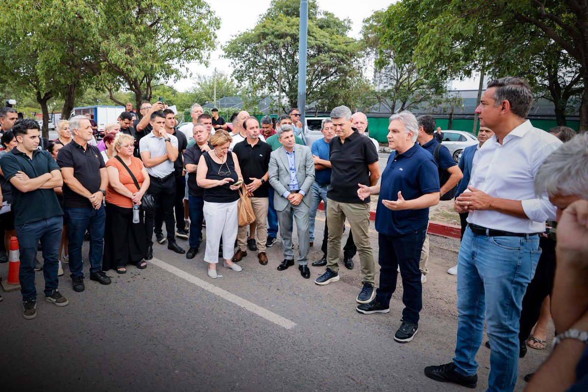 Entre la Provincia y la Municipalidad de #Córdoba pusimos en marcha un plan de trabajo conjunto para llevar adelante una reparación vial integral que mejorará calles y avenidas en distintos sectores de la ciudad. Actualmente se ejecutan 18 frentes de obra, que forman parte de un