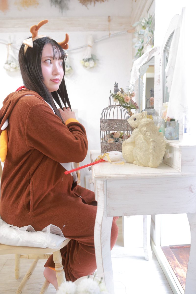 【今日のななかの１枚】
そろそろ行かなきゃ
(本人掲載確認済)

<a href="/kyasaribonnu/">ゆきしのななか🆕本垢</a>
#雪紫乃ななか 
#ポートレート
#フォトフラ #photoflash撮影会