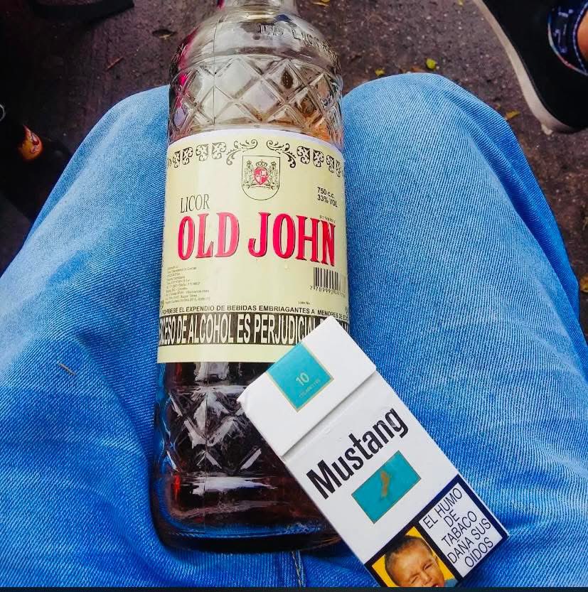 FabiRockr's tweet photo. ¿Eres old ? Pero .. https://t.co/cSyGttwByp