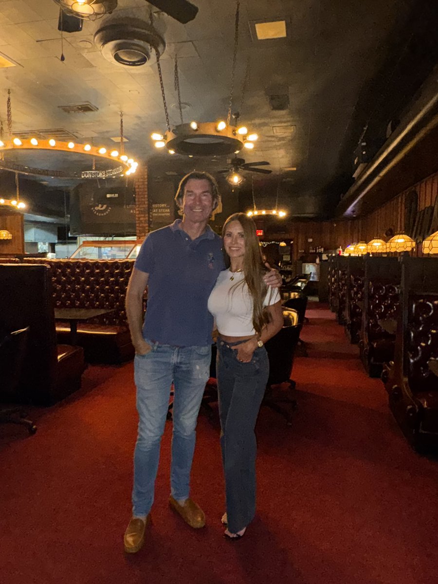 Tiffany_Gomas's tweet photo. I didn’t forget your birthday, @MrJerryOC. I was just conducting an emotional audit after all of the roasting from your tootsie post. Results are pending, but happy birthday regardless. 😅 https://t.co/fybLuv24cf