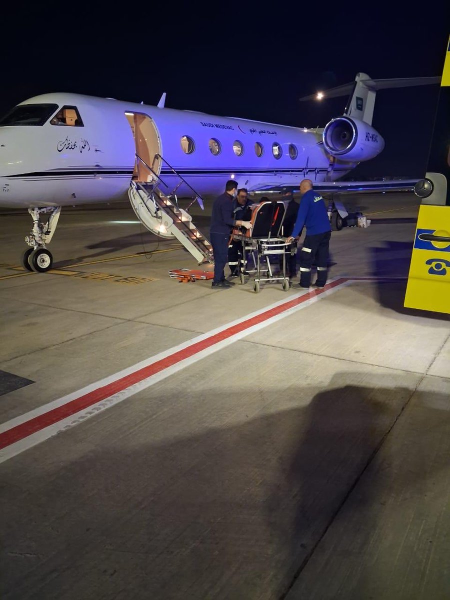 قبل قليل..

نقل سعودي وسعودية من #مصر إلى #السعودية، عبر طائرة الاخلاء الطبي السعودي، لاستكمال علاجهما في المملكة.  

-