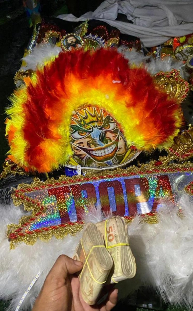 AndersonCRF94's tweet photo. CAMPEÃO DO CARNAVAL, ERA TATUÍ TEM DONO, AGORA É, MADUREIRA TEM DONO. NÃO DEU PRA NGM, TENTA ANO Q VEM. 😴💤👑🥳

#TROPA E #TROPETES 🙅🏽‍♂️🏆 https://t.co/RgIGtzHUz6