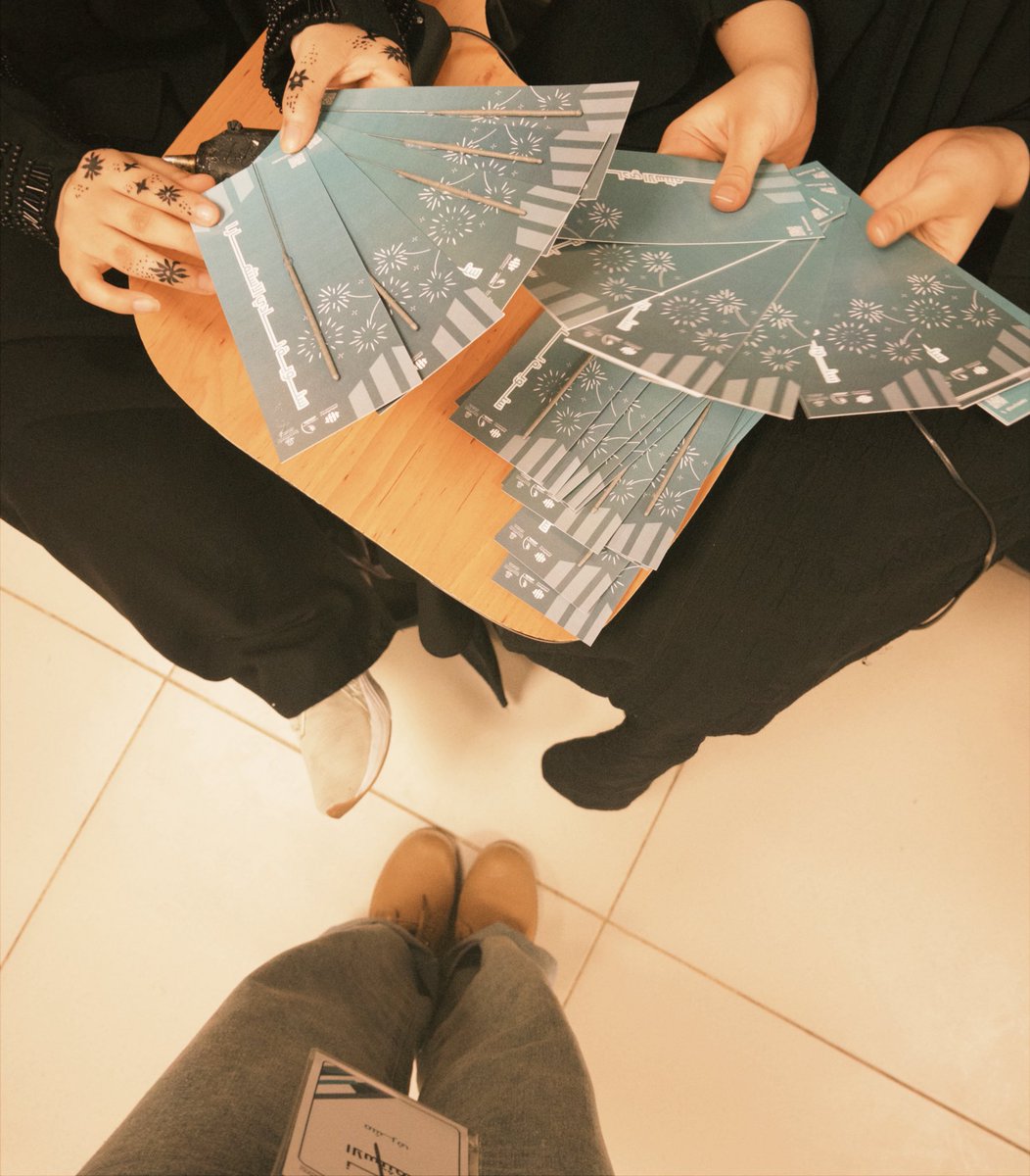 روينا tweet media