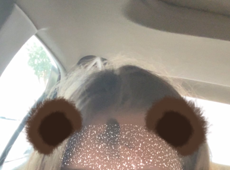 Omg cute ears 
Wait what’s that on ma forehead