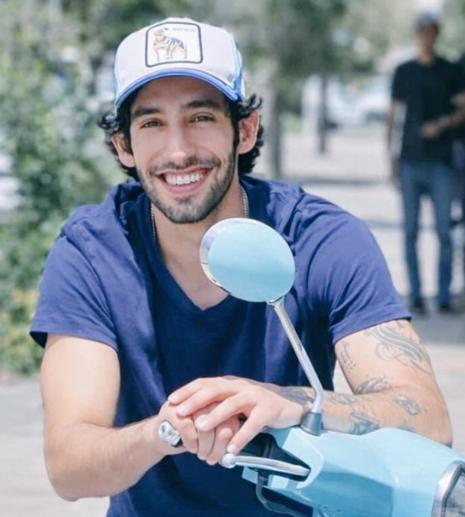 URGENT: Freedom fighter #PeyvandNaeimi, a professional swimmer, has been forced to give confessions for crimes he never committed and sentenced to death. His life is in serious danger of execution.