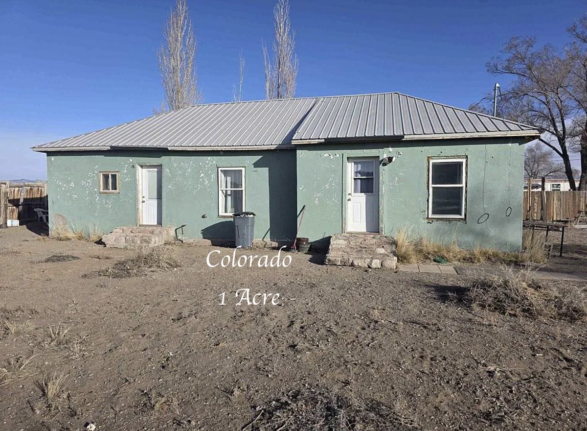 oldhouseunder50's tweet image. #Colorado home sits on one #acre with partial #mountainviews. The home boasts a new kitchen, updated bathrooms, and fully modernized electric and plumbing systems. $100K. oldhousesunder100k.com/1965-stucco-ho…