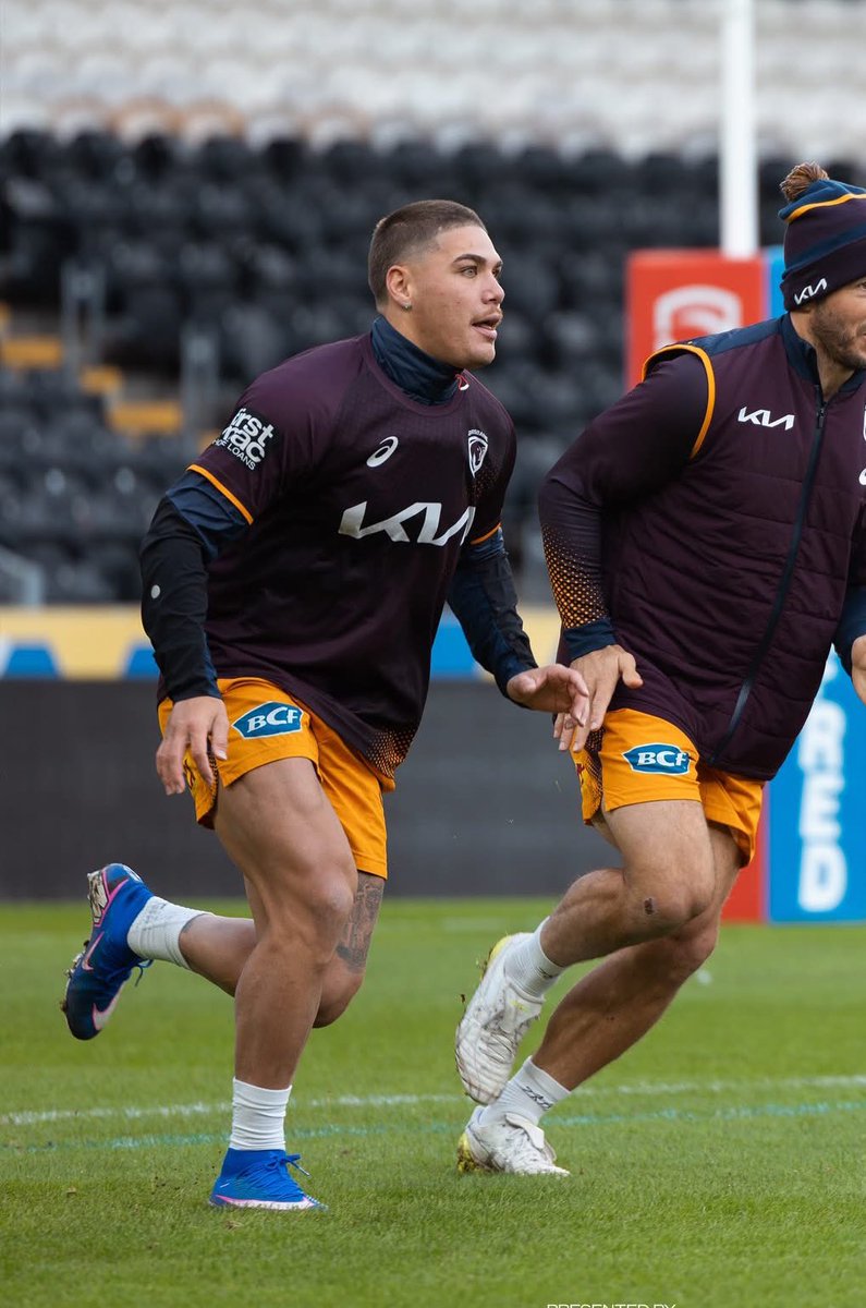 Z B Creative🖌 tweet media