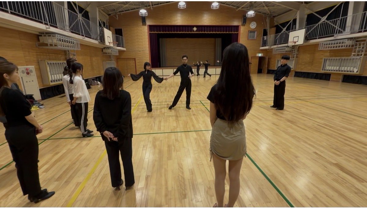 今週のステ池は追加の場所が確保できなかったため、ミナダンさんを参考に、体育館を2面に分けて同じ場所で2コースを開催してみました！　来週以降はしばらく2会場確保できてます。　土日もけっこう取れたので、特別講師とかお呼びしてなんかしようかな