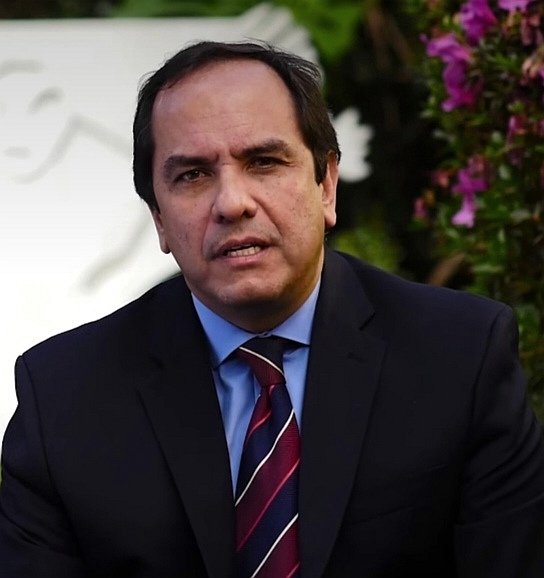 guatevisible's tweet image. 📙𝗖𝗔𝗡𝗗𝗜𝗗𝗔𝗧𝗢 𝗔 𝗠𝗔𝗚𝗜𝗦𝗧𝗥𝗔𝗗𝗢 𝗣𝗢𝗥 𝗣𝗥𝗘𝗦𝗜𝗗𝗘𝗡𝗖𝗜𝗔 

Alejandro José Balsells Conde presentó su expediente en la Secretaría General de la Presidencia, para optar al cargo de magistrado de la Corte de Constitucionalidad, por designación del Presidente de la