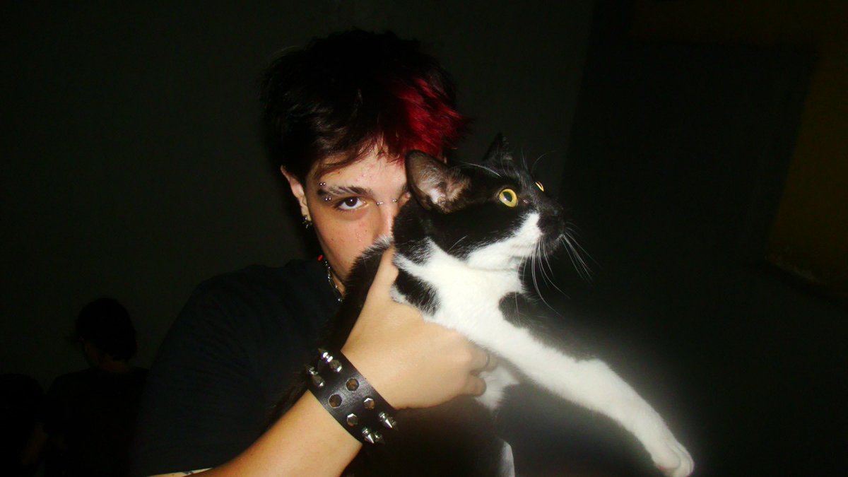 Azazel 土 tweet media