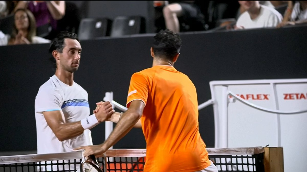 delfi 🐬 tweet media