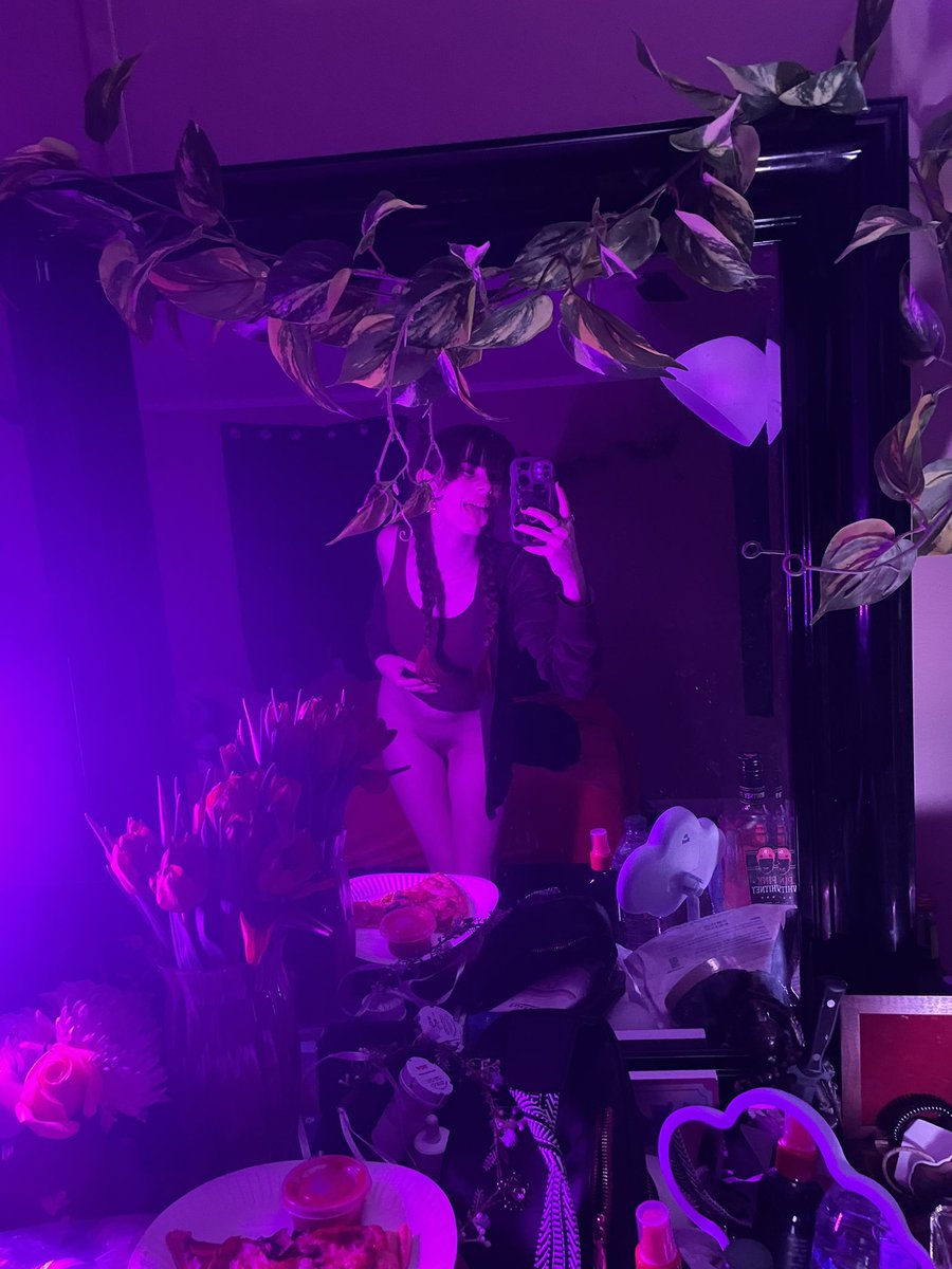 ༺𝓗𝓪𝔃𝓮𝓵 𝓥𝓮𝔁༻🦋 tweet media