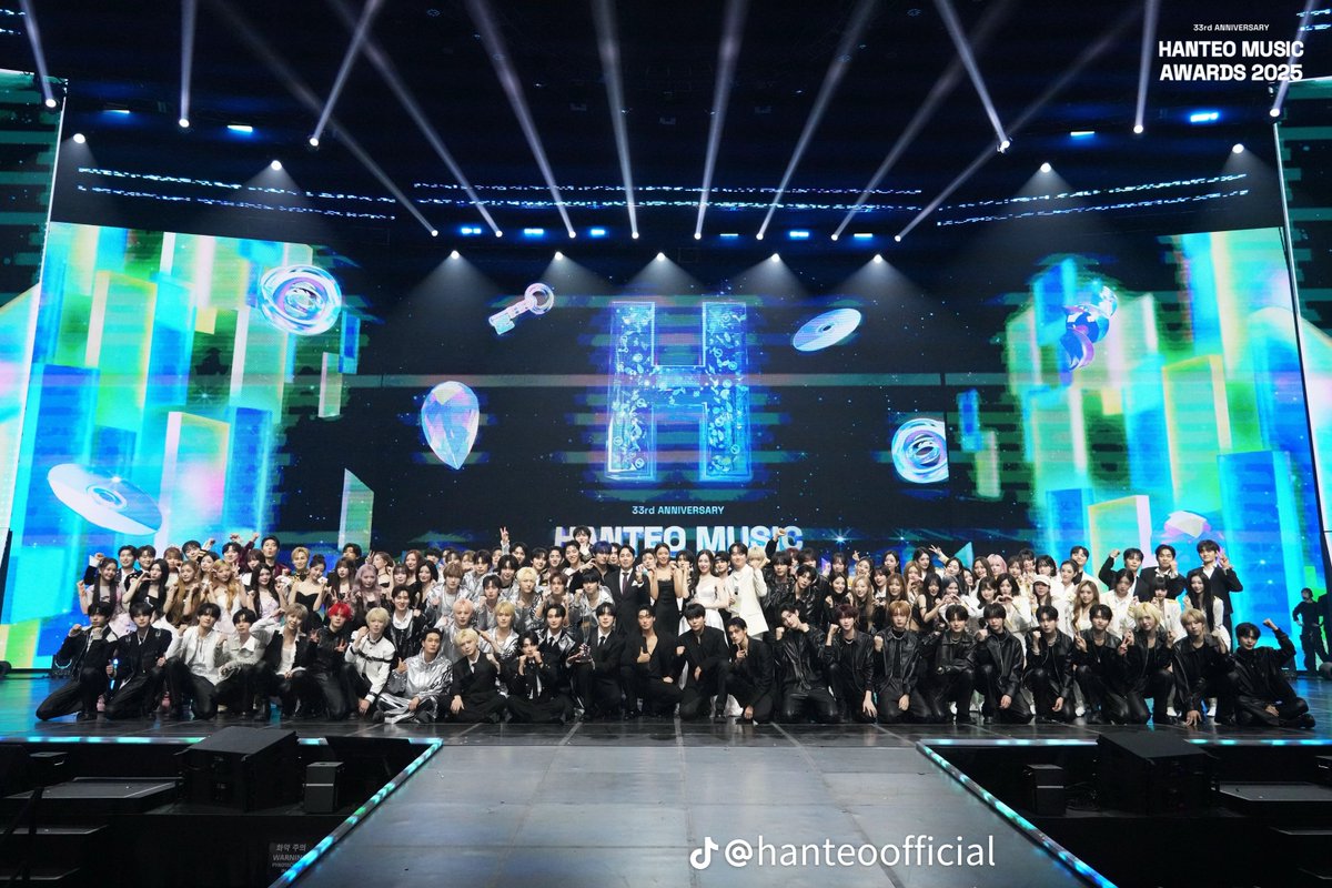 choehrwkd2's tweet photo. 한터 님의 동영상을 확인해보세요! #TikTok https://t.co/dVOEszvk73 https://t.co/ICL4A9uMS4