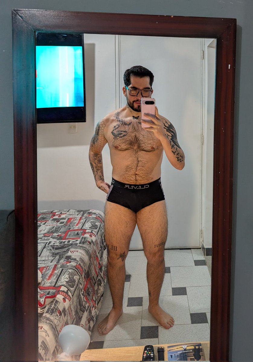 UrbanoJeisson's tweet photo. Para una más o menos, prefiero 20 cualquieras 🎶 https://t.co/PFExZqrb8V