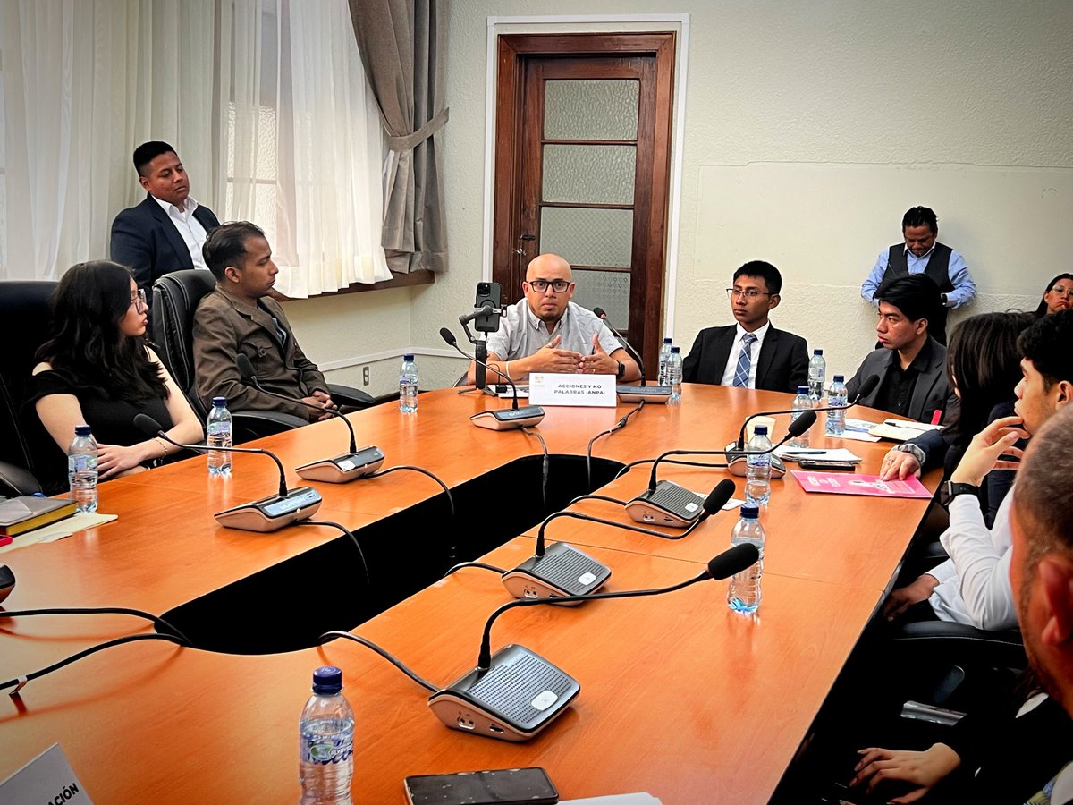 VasnyM's tweet photo. 📅 Miércoles, 18.Feb.26
⏰ 10:00 AM
📍 Congreso de la República de Guatemala.
🏛️ Mesa técnica con ANPA

Reunión con Mineduc y ANPA 🤝📚 para dar seguimiento a temas educativos en San Miguel Petapa 🏫 y coordinar próximas acciones 📄. https://t.co/NzUfkmVlyk