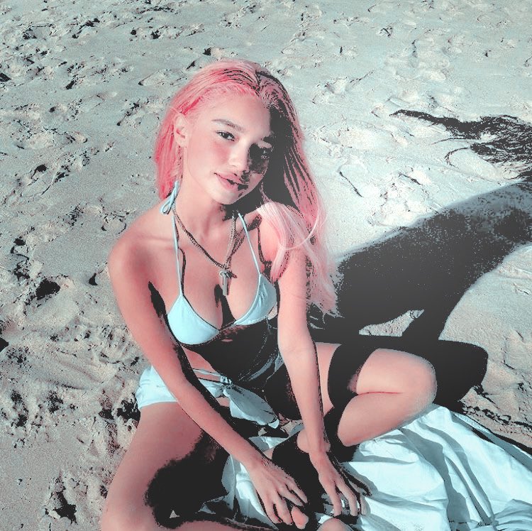 ن 𝒩𝖺𝗁𝗂𝖽 tweet media