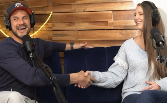 TheAshleysRR's tweet image. Pregnant #TheChallenge star Jenna Compono says she wants to have even more kids; husband Zach agrees but calls her plan "treacherous" &amp;amp; "insane": wp.me/pc0qqT-js8