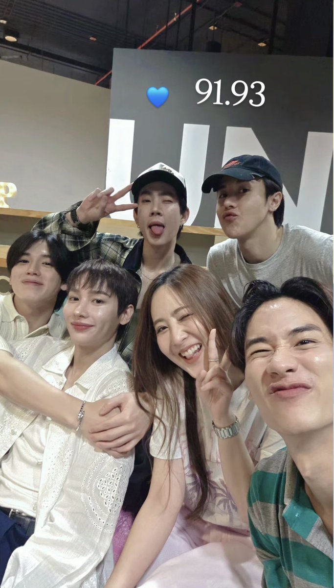 tataythiti's tweet image. Cinta 😔❤