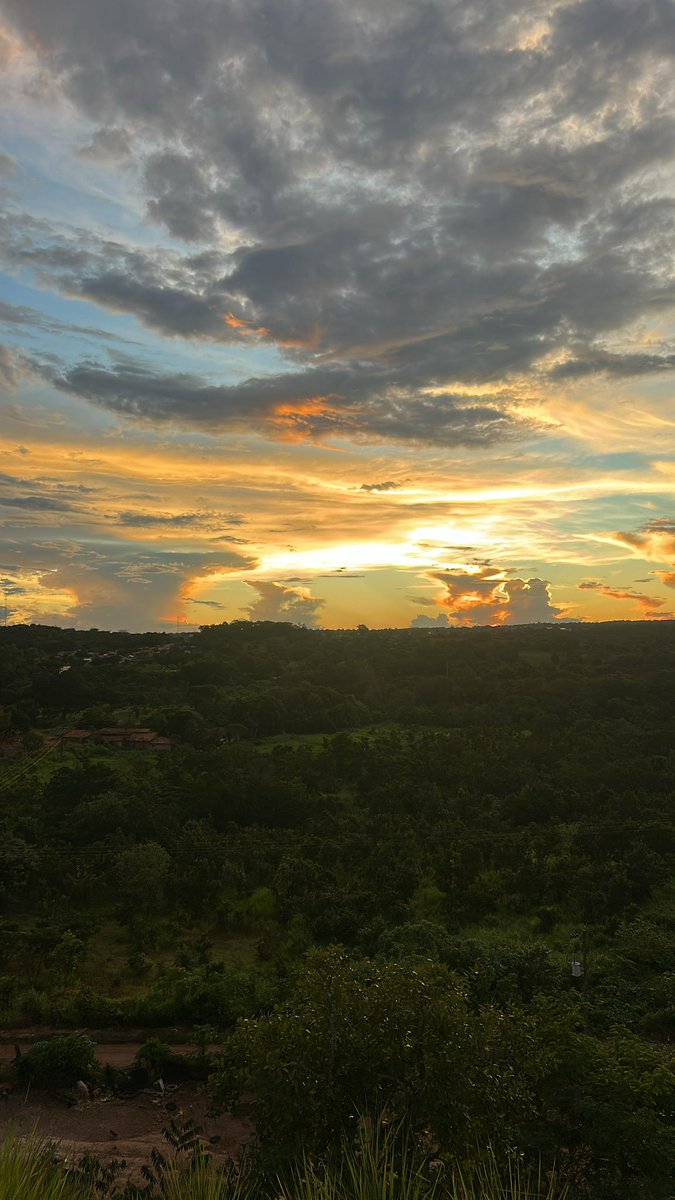 Apreciando esse belo pôr do sol 🌅 🥵❤️