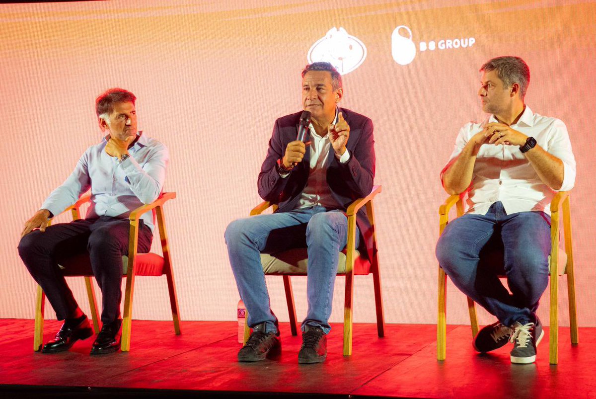 JUNTO A DOGOS XV, CÓRDOBA SIGUE EN LA ELITE DEL RUGBY MUNDIAL

Acompañamos la presentación del equipo y la nueva indumentaria de <a href="/DogosXv/">Dogos XV</a> para la temporada 2026. El equipo cordobés disputará nuevamente el Súper Rugby Américas, poniendo a nuestra provincia en lo más alto del