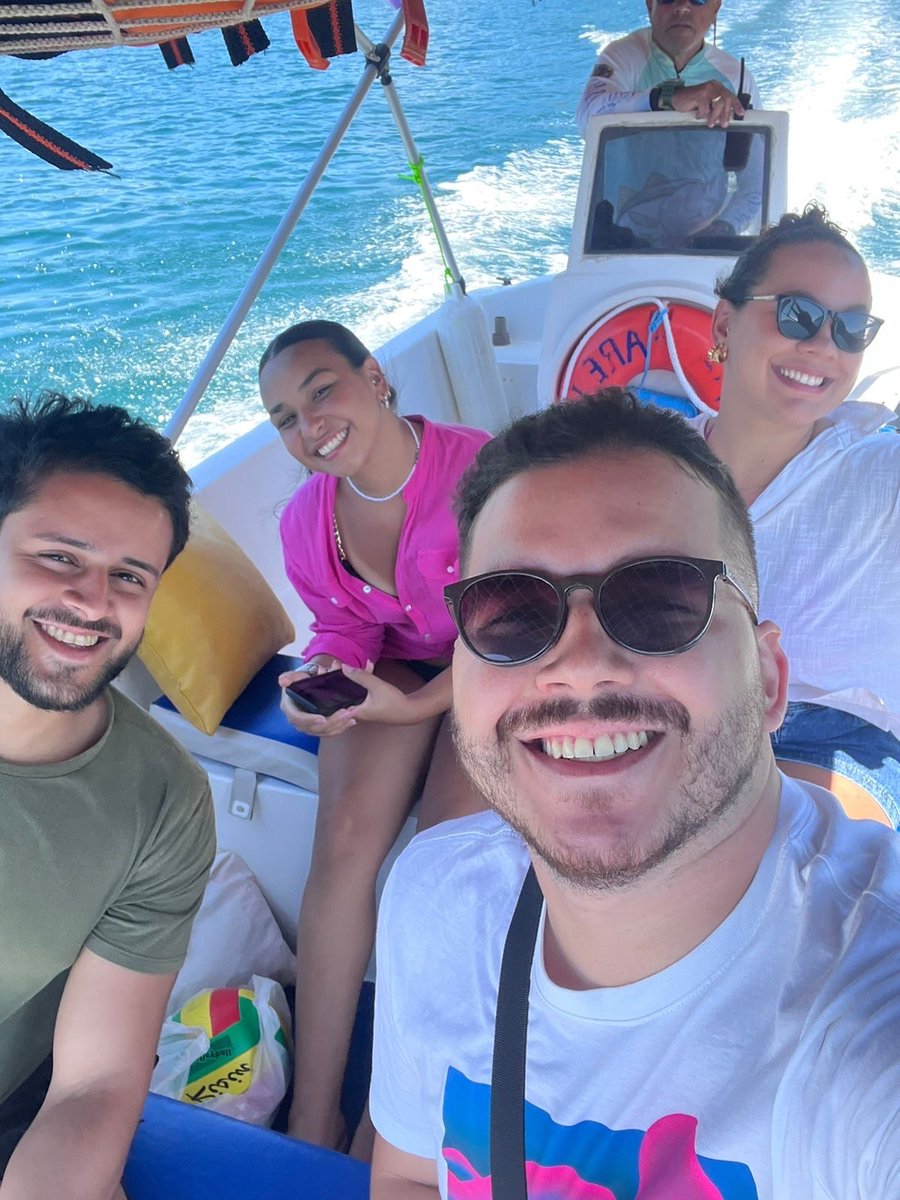 fonsecabeaa's tweet photo. Completando 25 anos da melhor forma 💙 https://t.co/tImv11TZvk