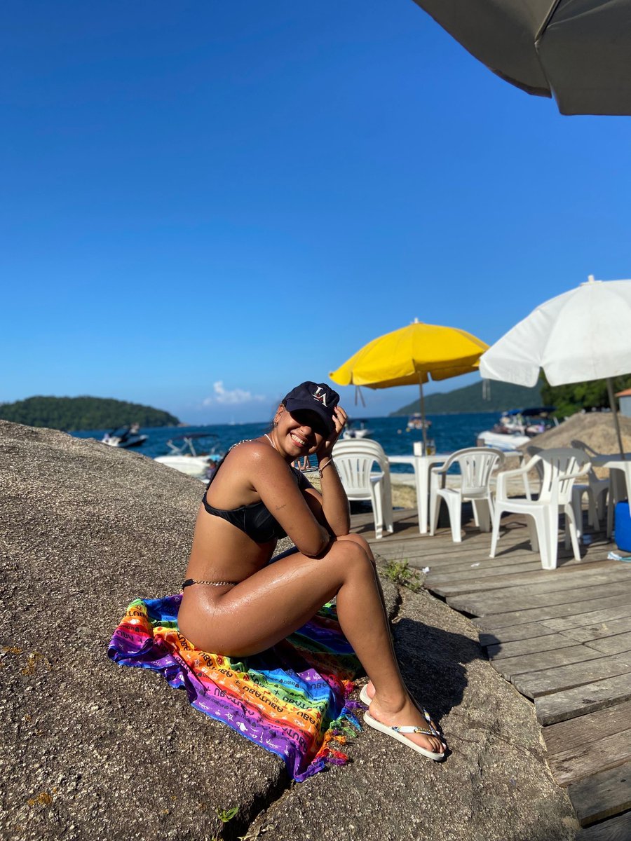 fonsecabeaa's tweet photo. Completando 25 anos da melhor forma 💙 https://t.co/tImv11TZvk